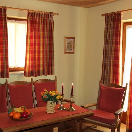 Haus Rustikana Apartment *