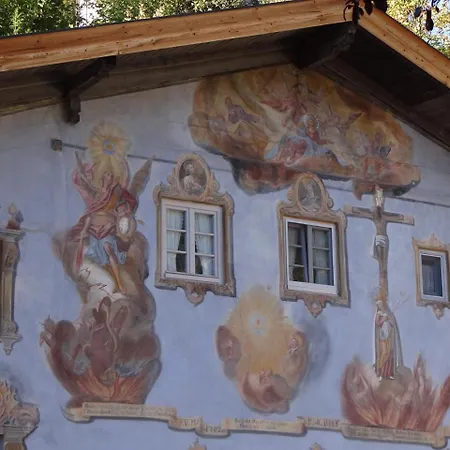 Apartment Haus Rustikana Mittenwald