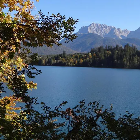 Haus Rustikana 아파트 미텐발트